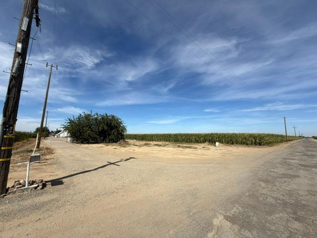 30292 Taglio Rd, Gustine, CA 95322