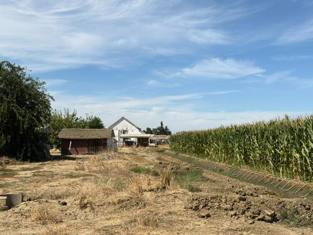 30292 Taglio Rd, Gustine, CA 95322