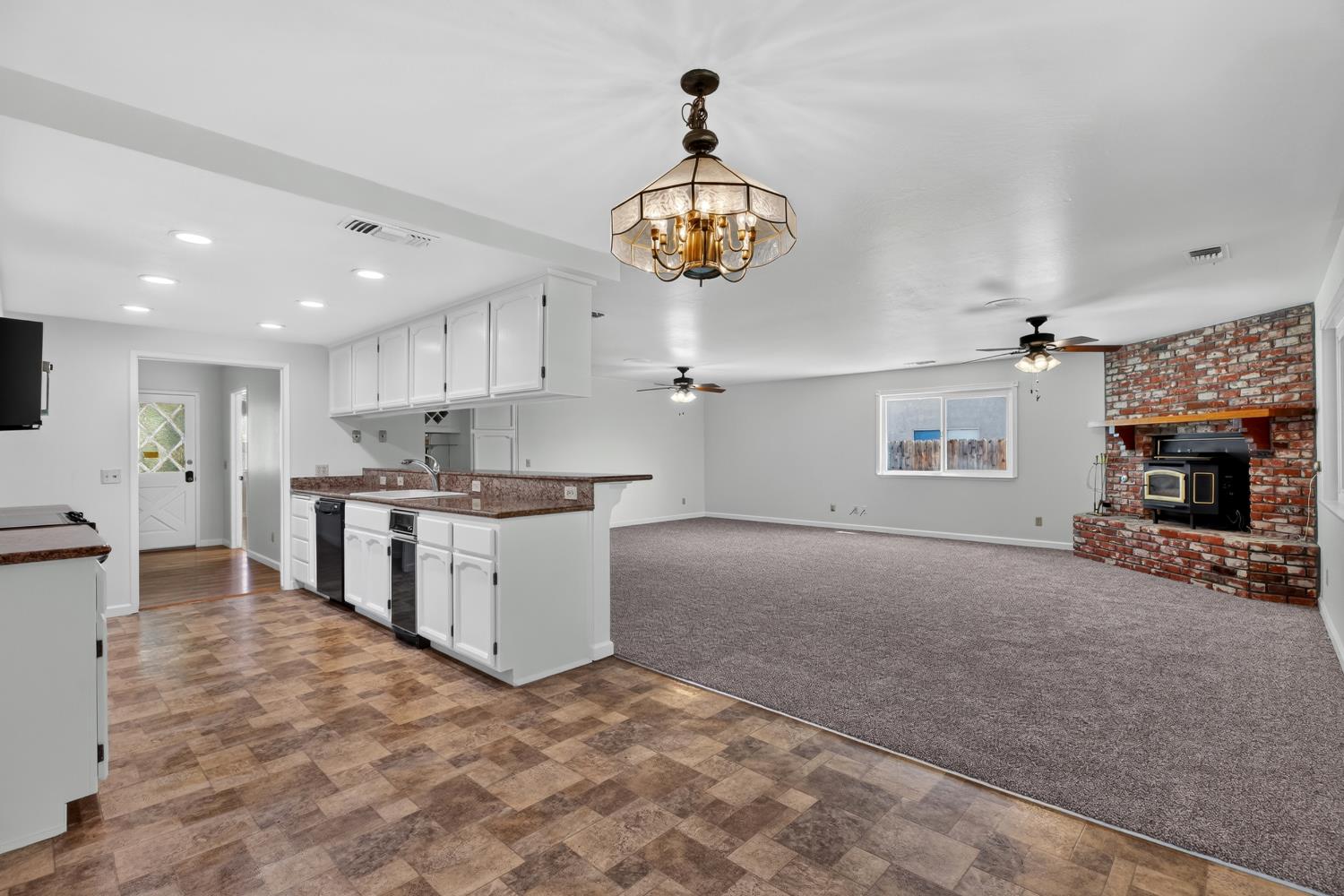 1279 Nana Pl, Manteca, CA 95336