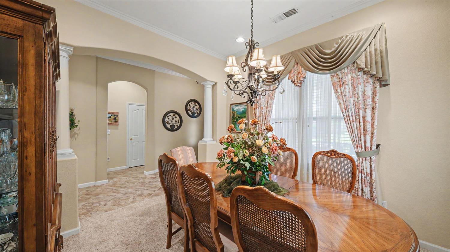 444 California St, Escalon, CA 95320