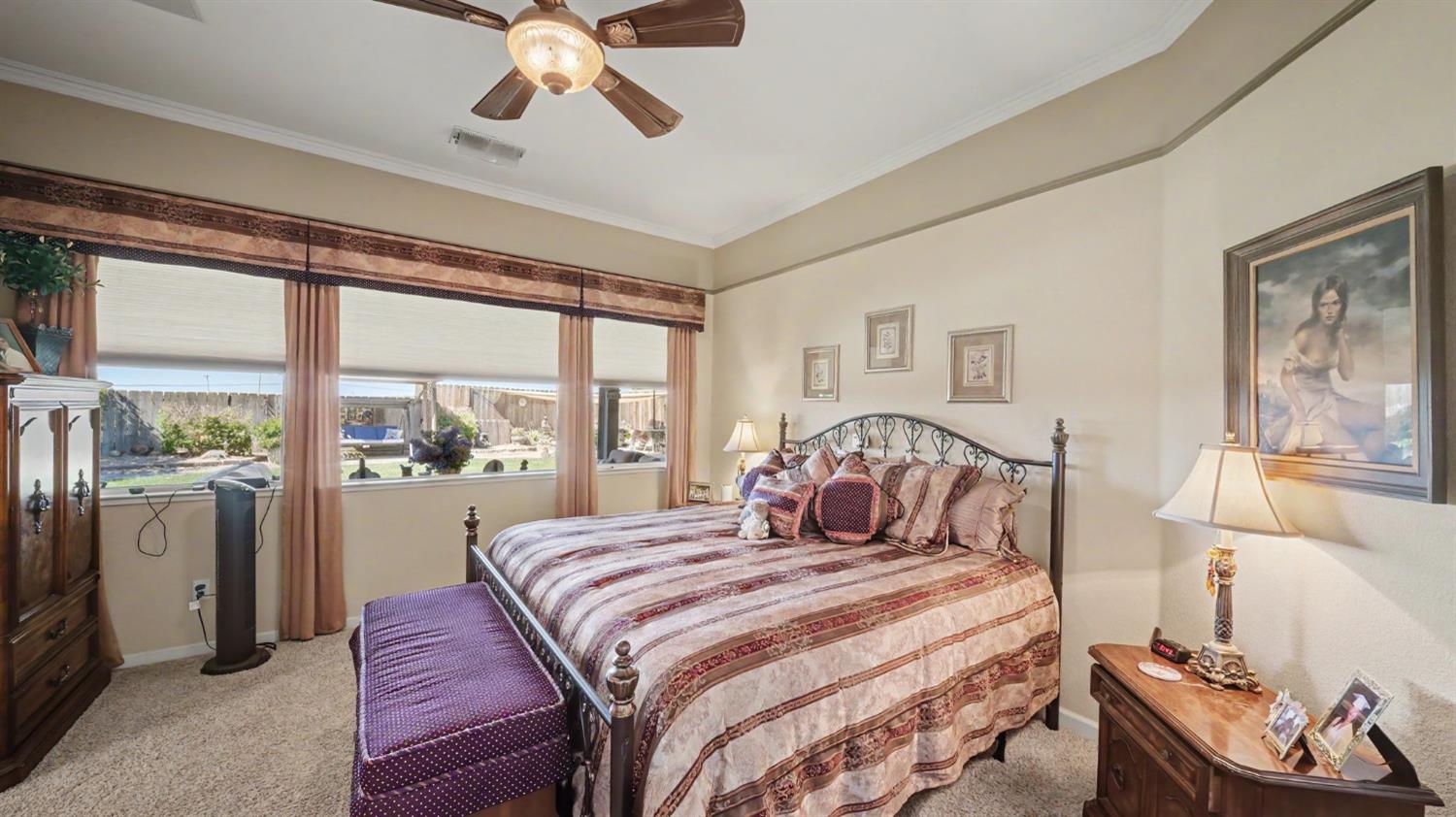 444 California St, Escalon, CA 95320