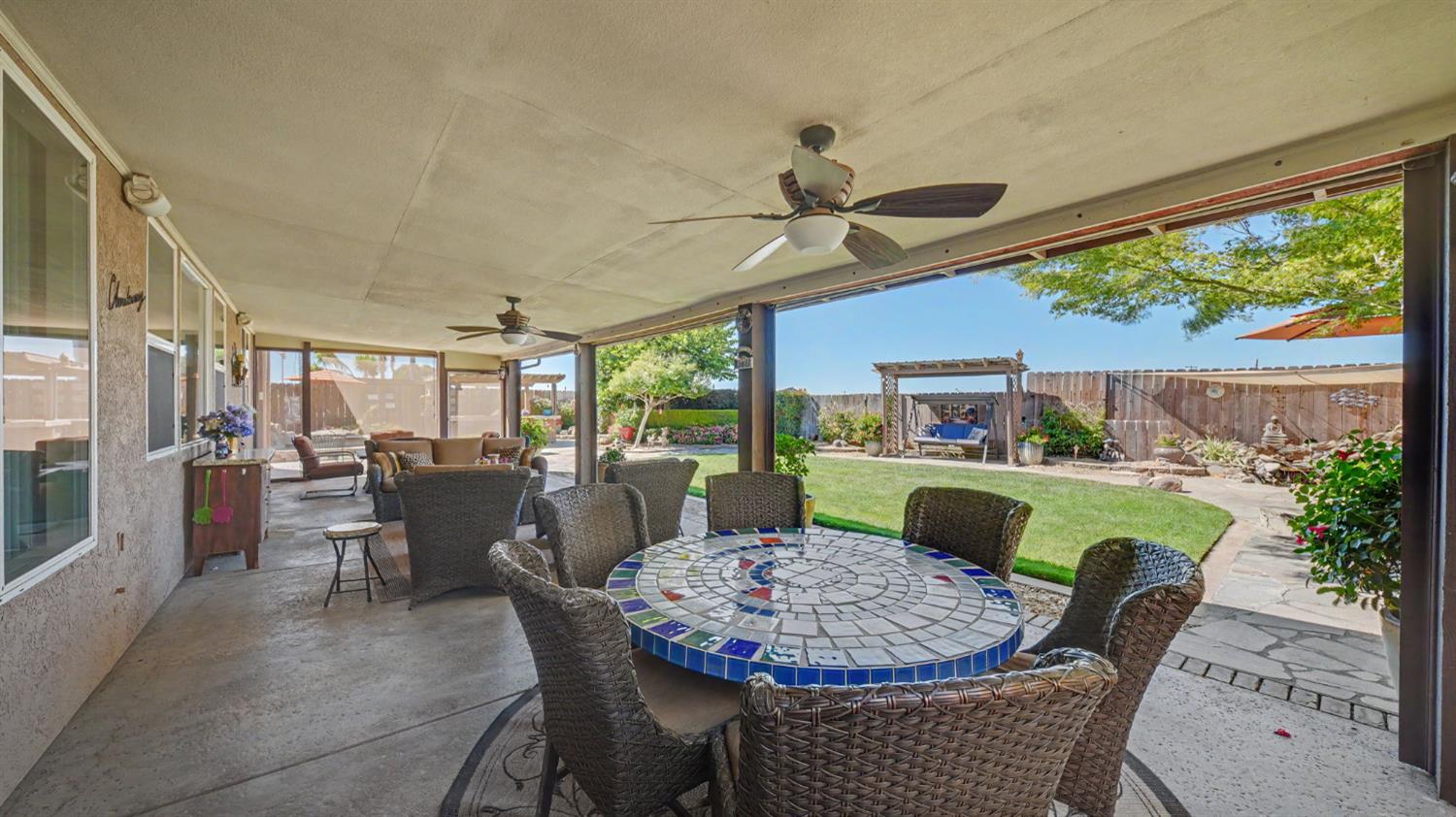 444 California St, Escalon, CA 95320