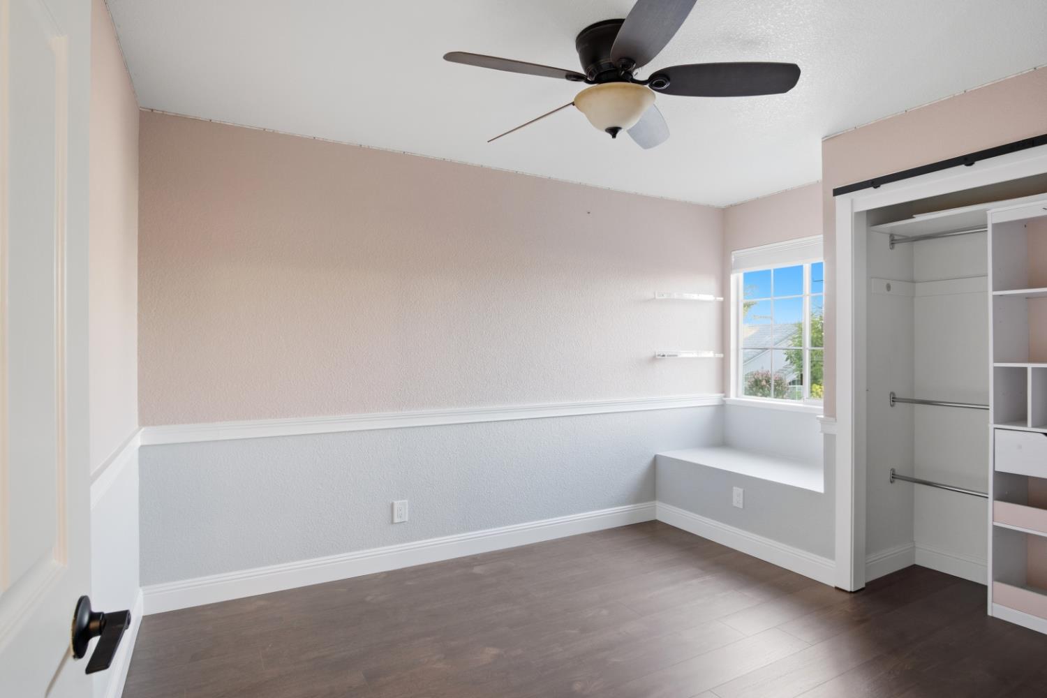 806 Ahern Ct, Turlock, CA 95382