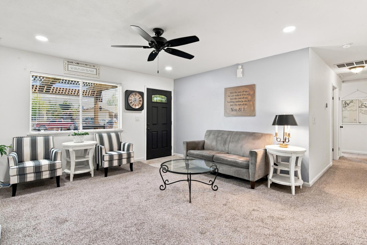 1462 W 4th St, Ripon, CA 95366