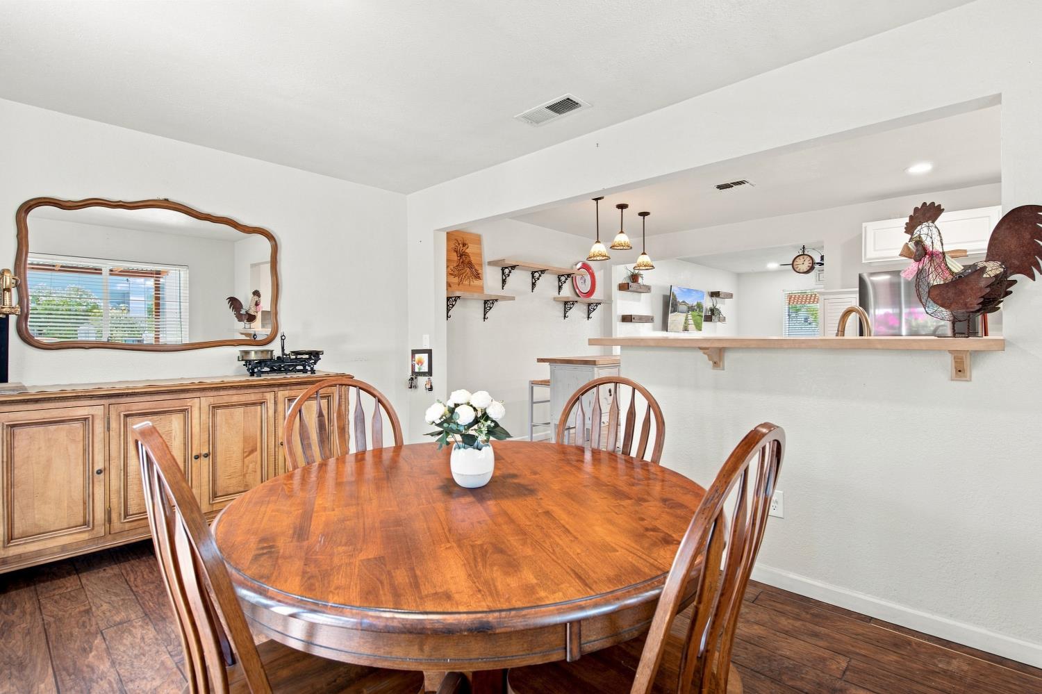 1462 W 4th St, Ripon, CA 95366