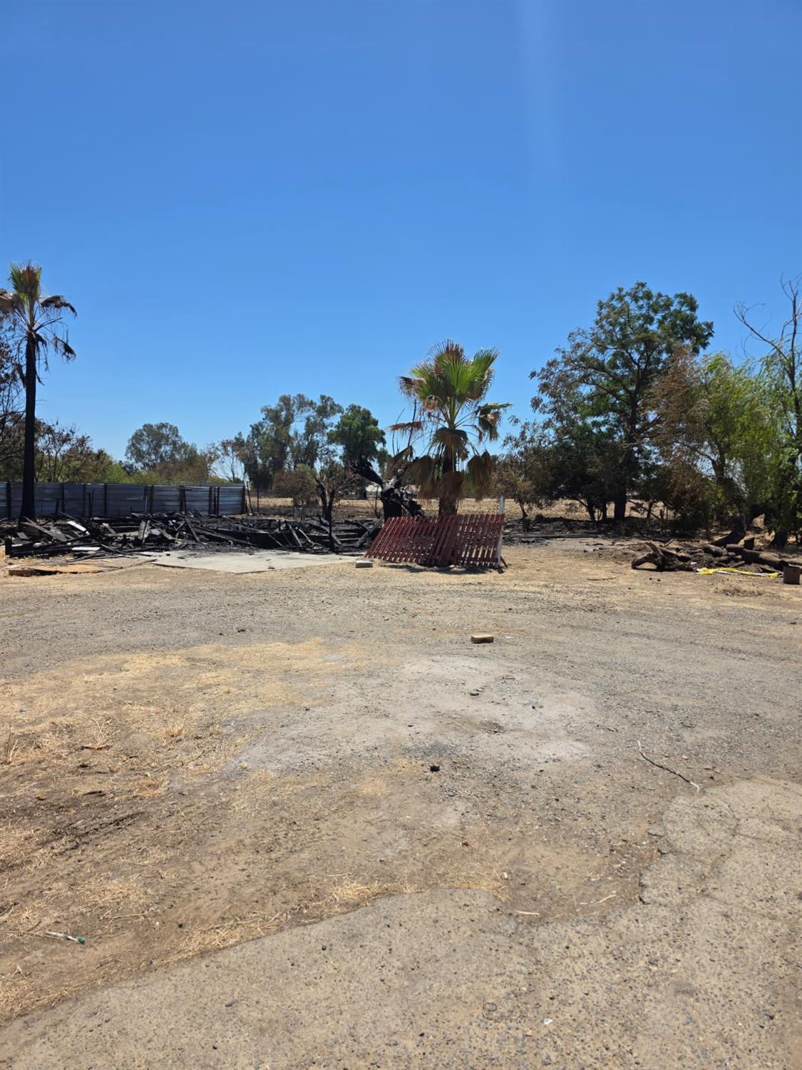 394 Bermuda St, Merced, CA 95341