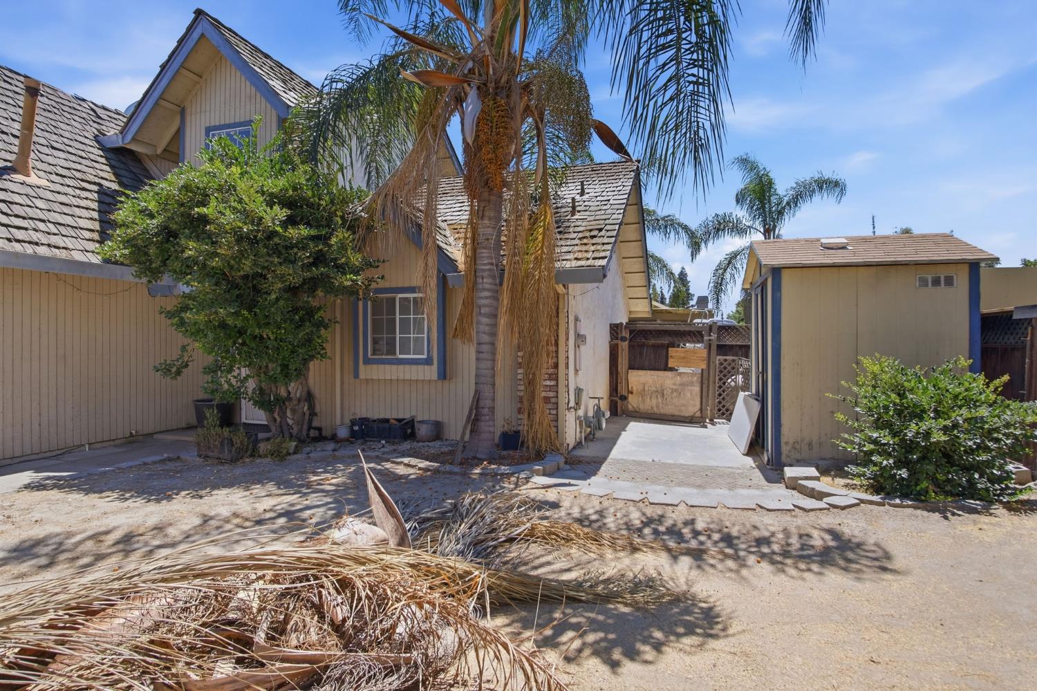 2412 Snyder Ave, Modesto, CA 95356