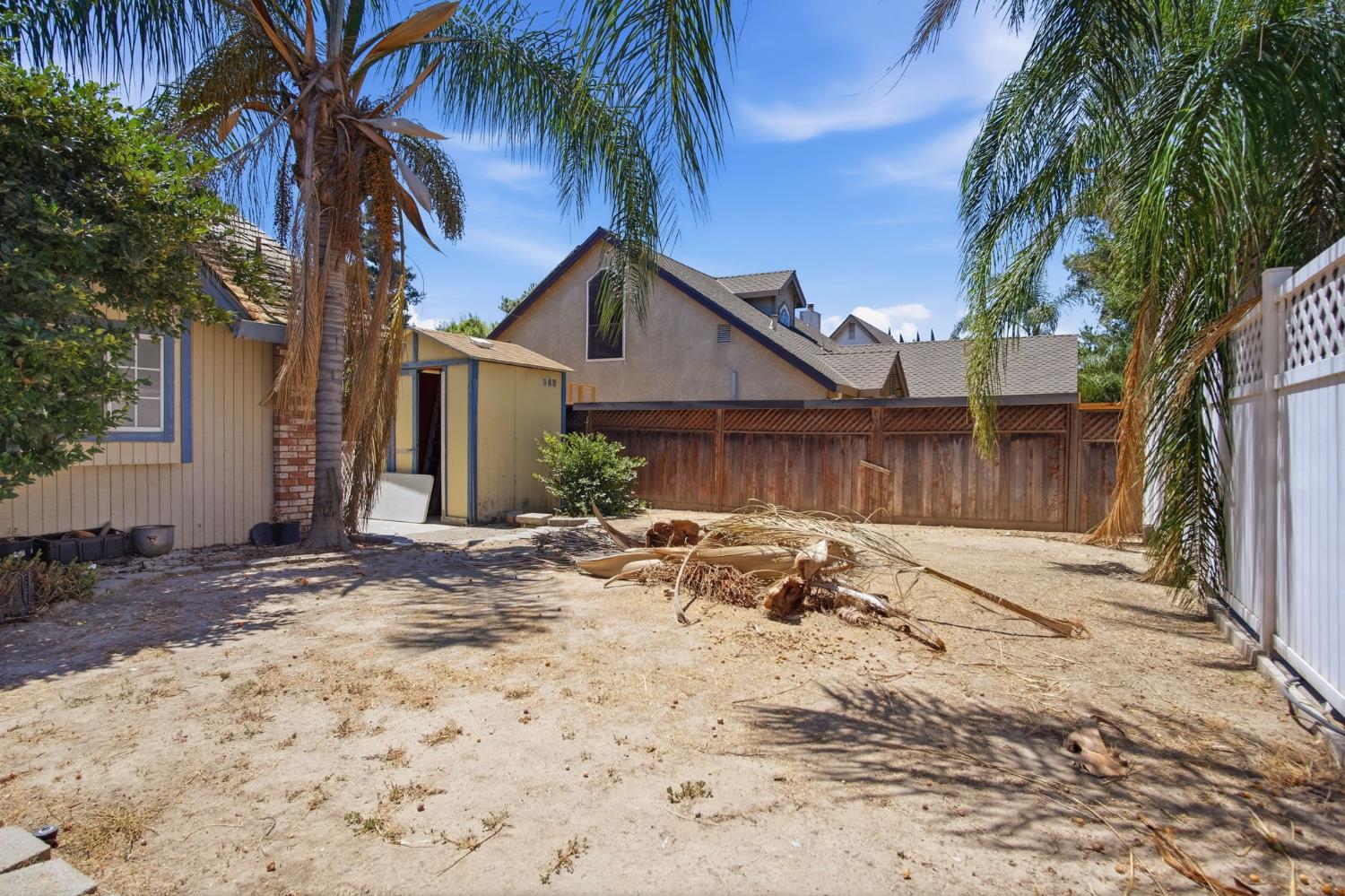 2412 Snyder Ave, Modesto, CA 95356