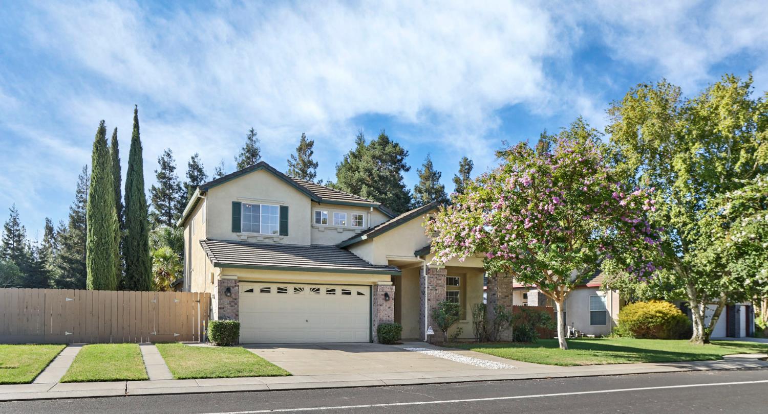 1922 Northgate Dr, Manteca, CA 95336