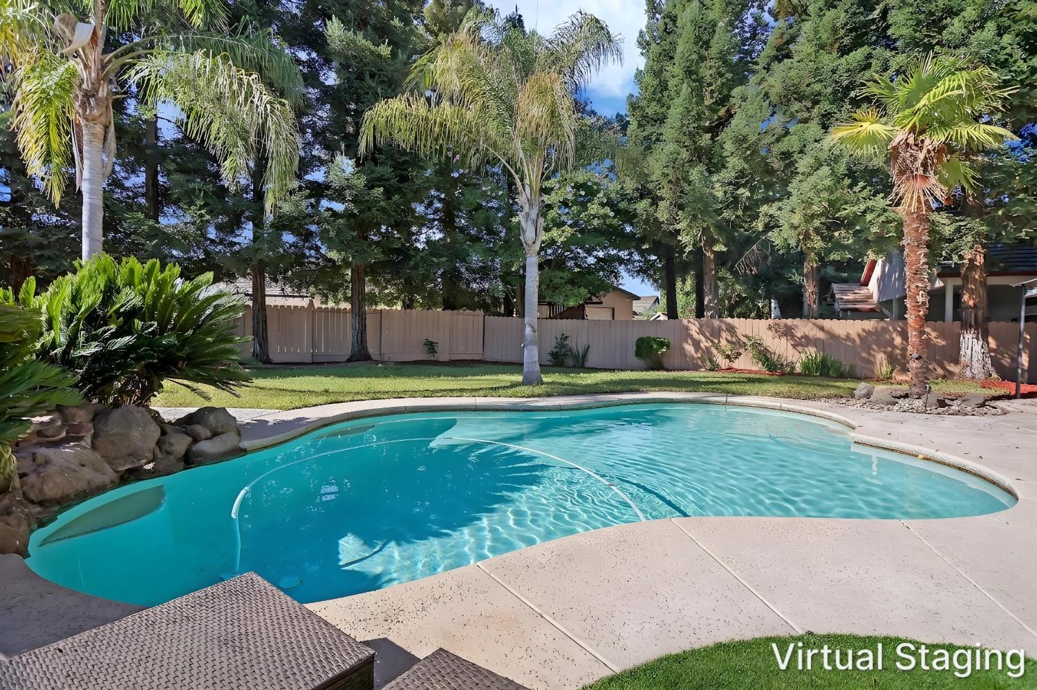 1922 Northgate Dr, Manteca, CA 95336