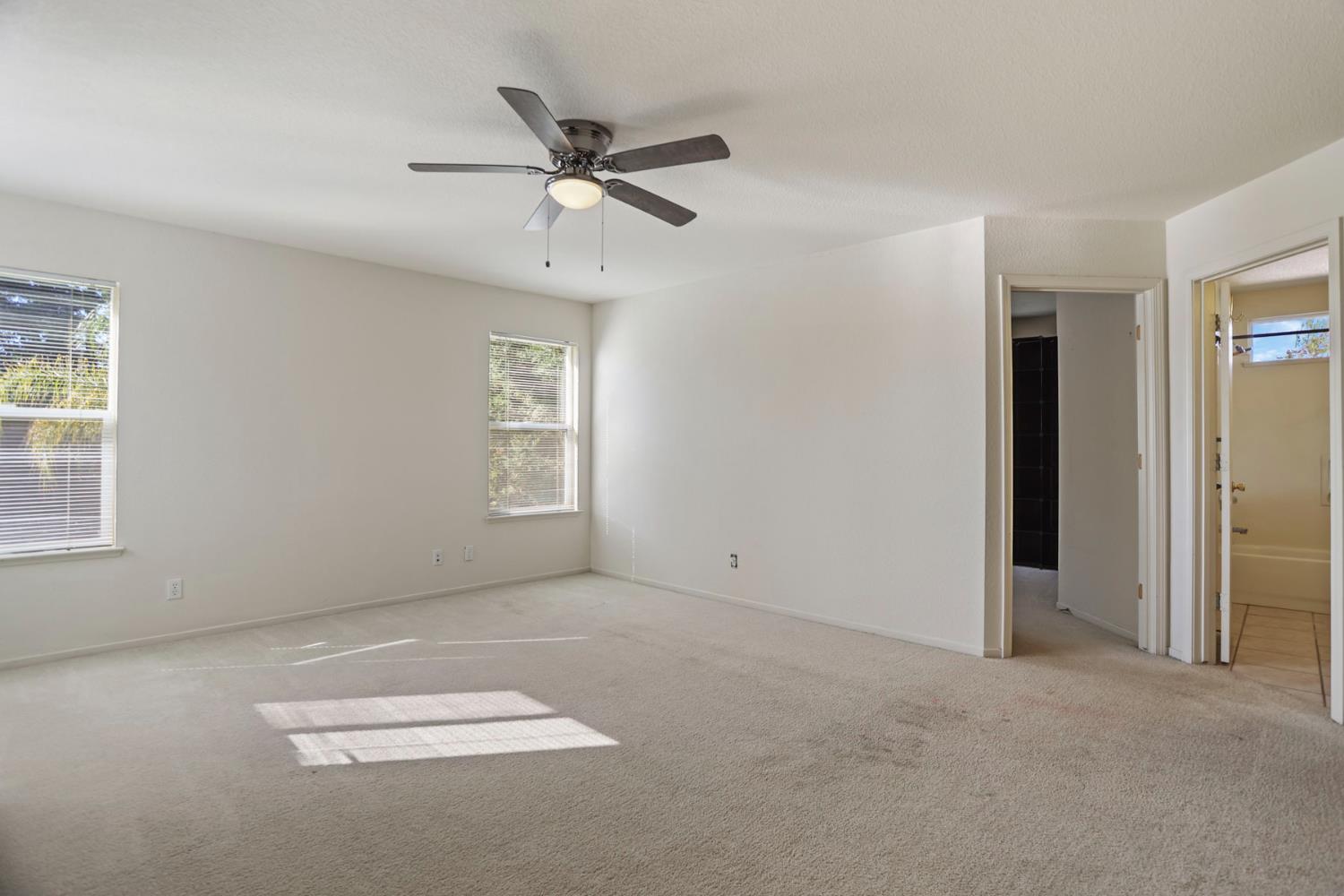 1922 Northgate Dr, Manteca, CA 95336