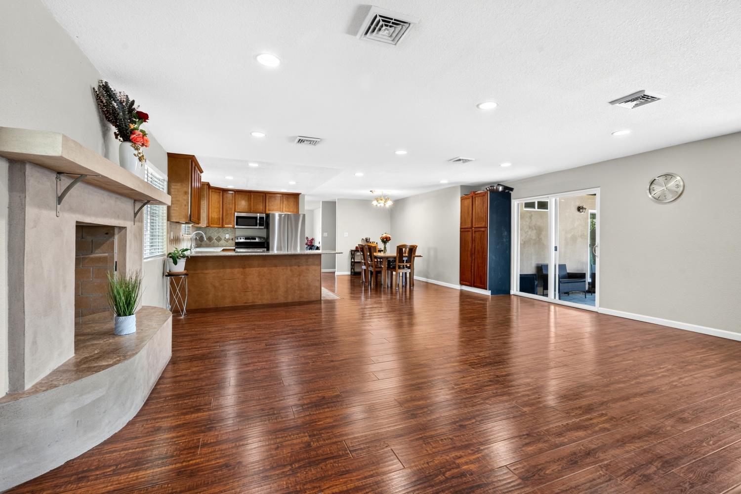 3228 Kathy Ave, Modesto, CA 95355