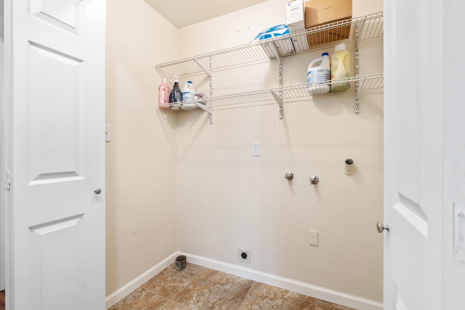 3228 Kathy Ave, Modesto, CA 95355