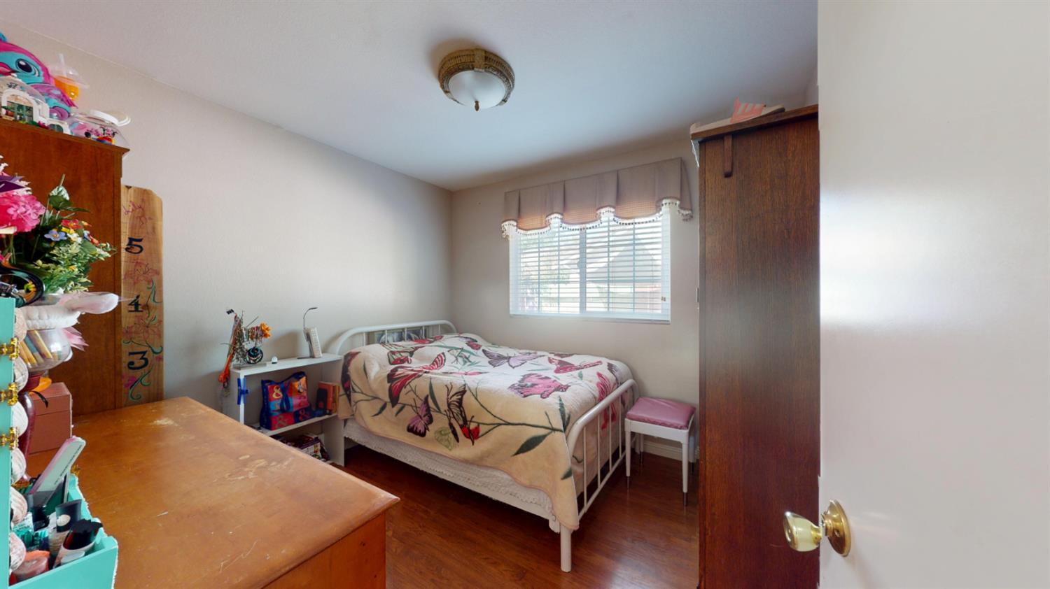 457 Buena Vista Dr, Merced, CA 95348
