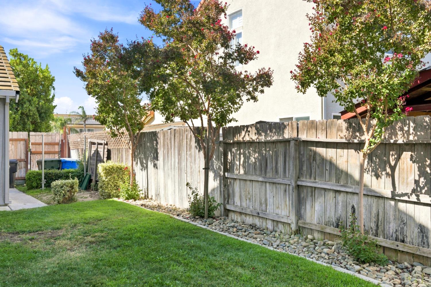 935 Shortland Cir, Manteca, CA 95337