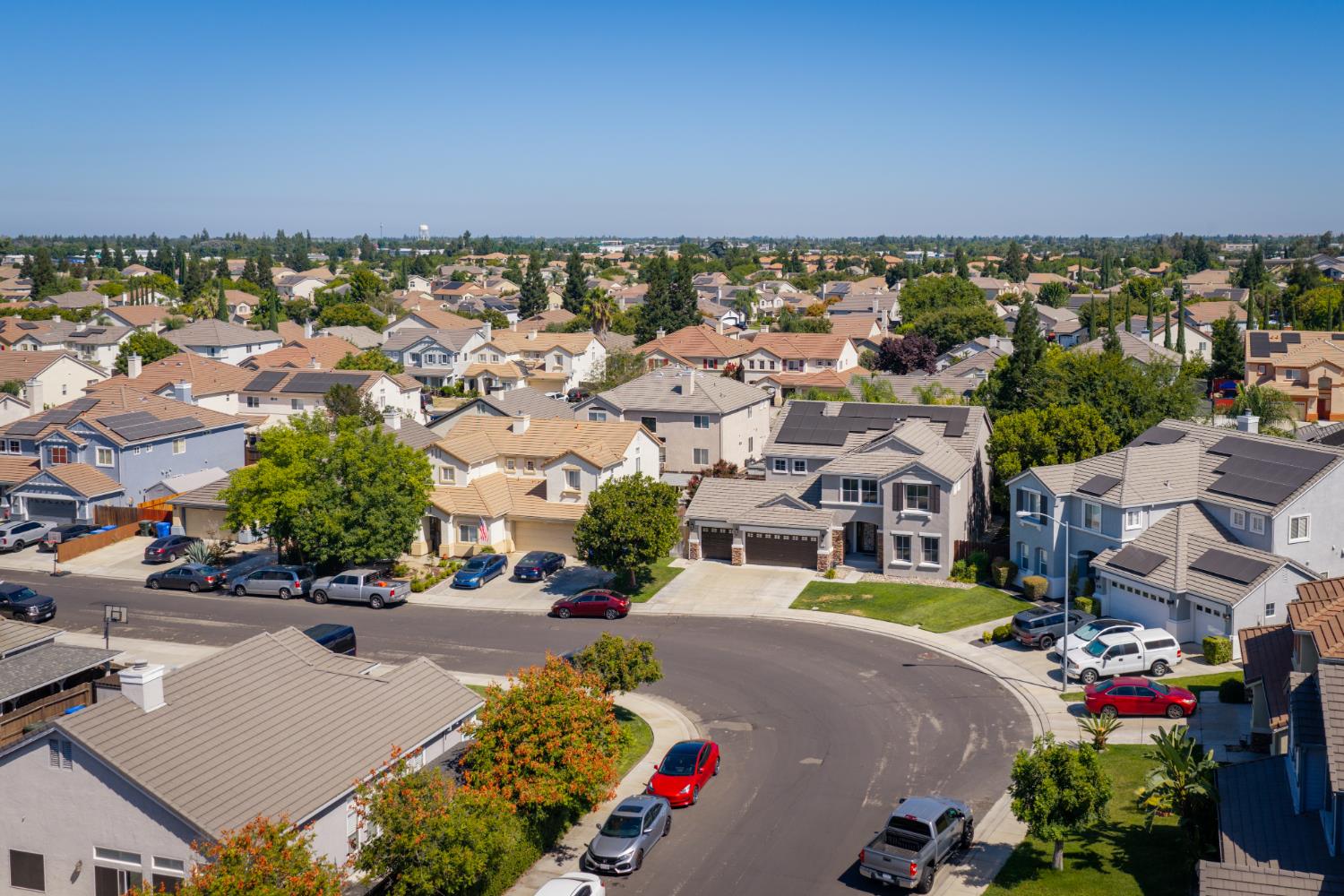 935 Shortland Cir, Manteca, CA 95337