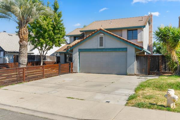 2501 Merle Ave, Modesto, CA 95355
