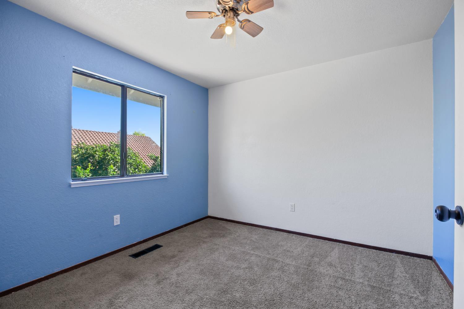 2501 Merle Ave, Modesto, CA 95355