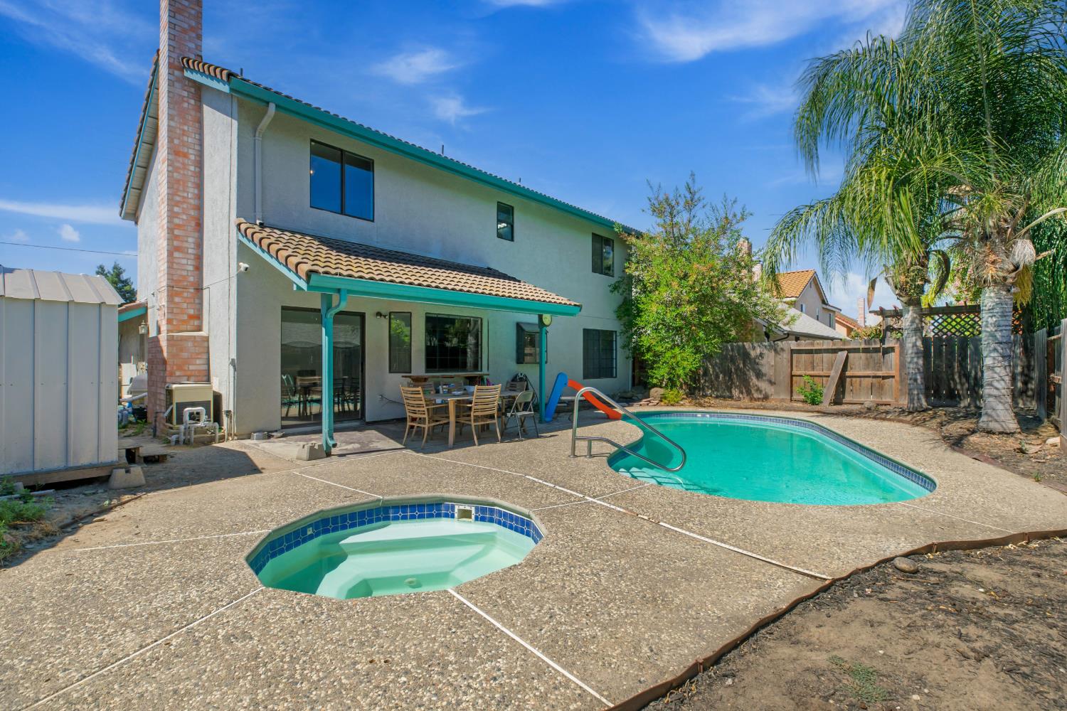 2501 Merle Ave, Modesto, CA 95355
