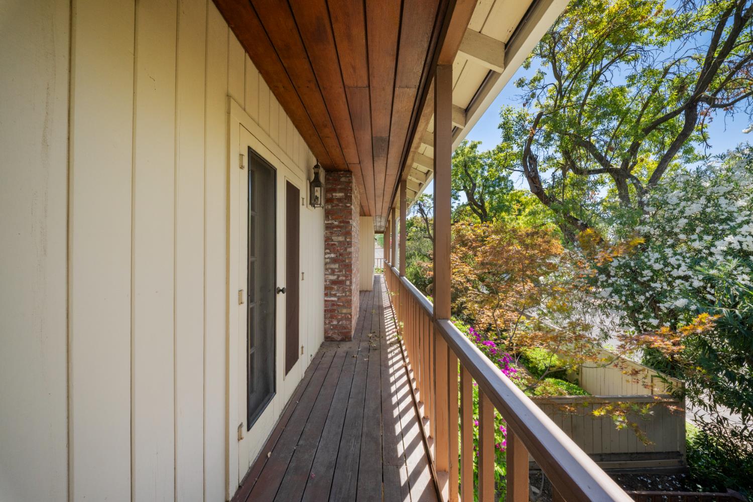 300 El Rio Ave, Modesto, CA 95354