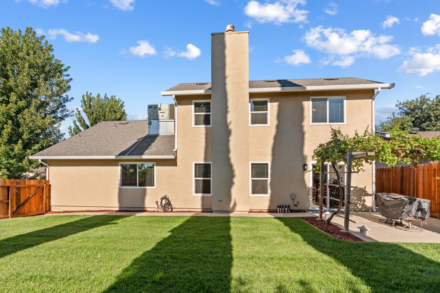 585 MORGAN CT, Merced, CA 95341
