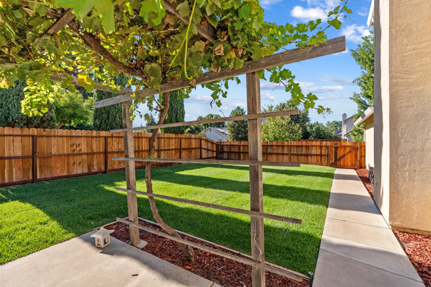 585 MORGAN CT, Merced, CA 95341