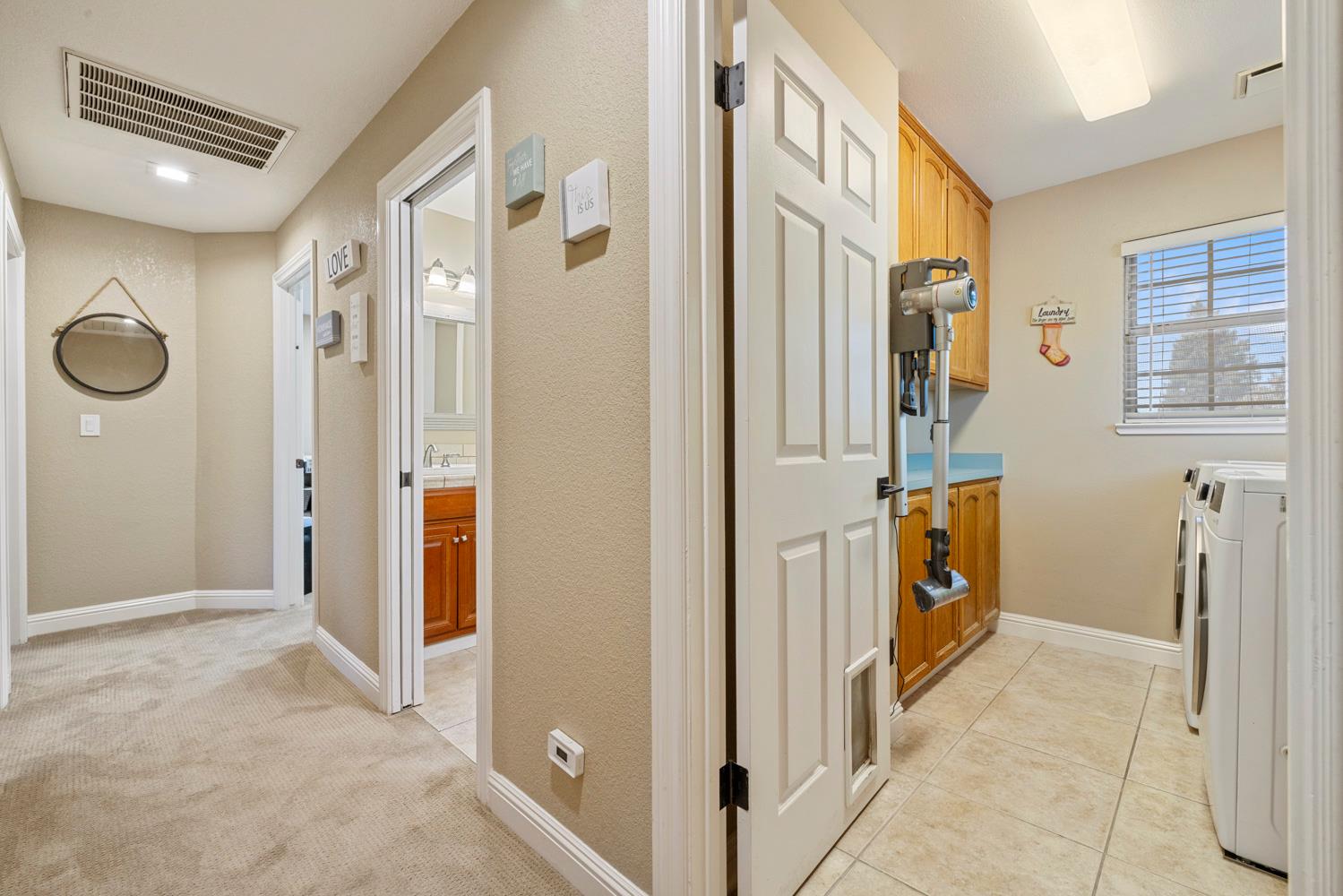 1900 Lakeshore Dr, Modesto, CA 95355