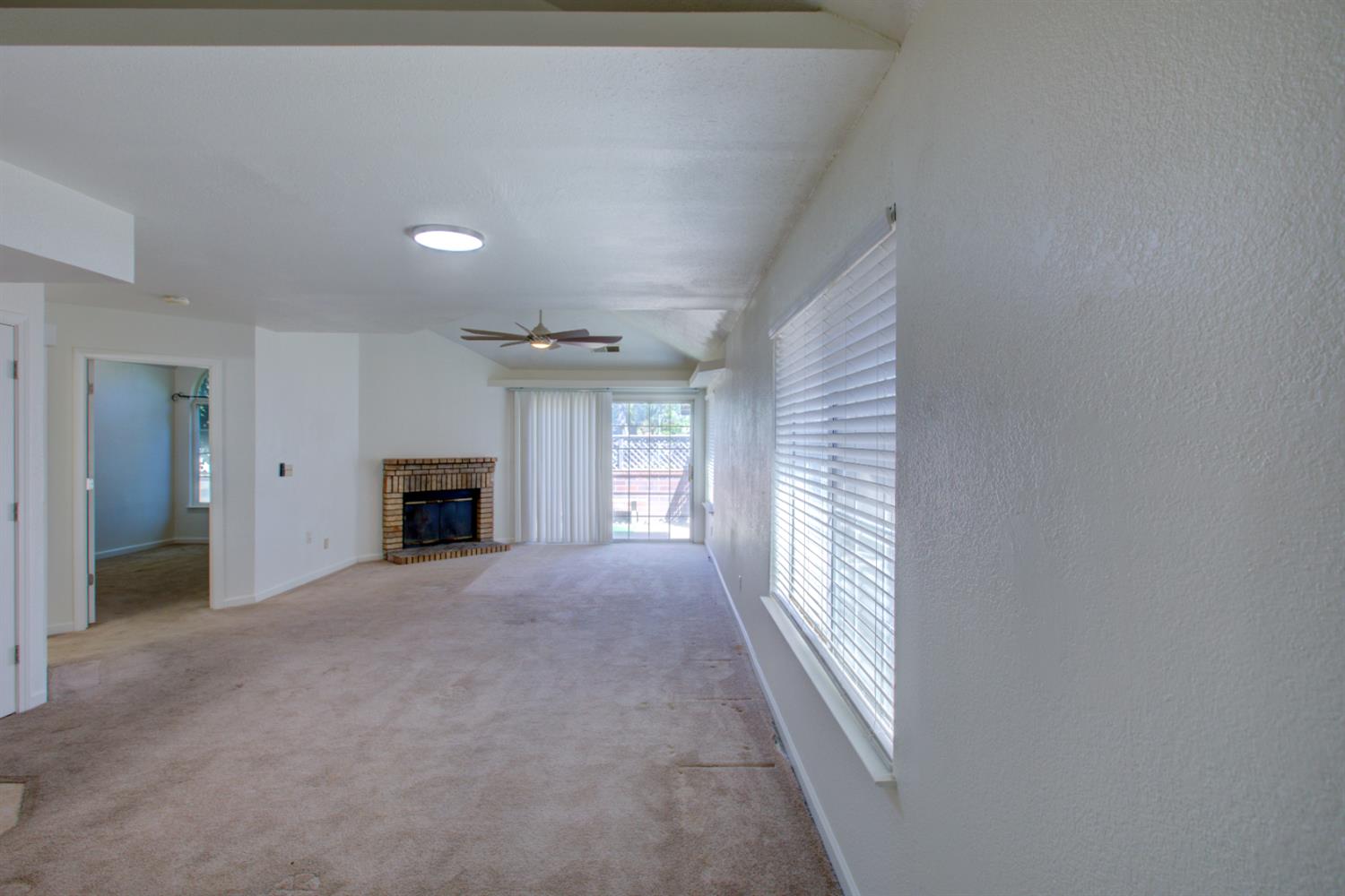 1247 Aspen St, Merced, CA 95340