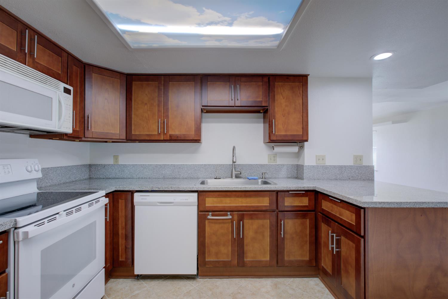 1247 Aspen St, Merced, CA 95340