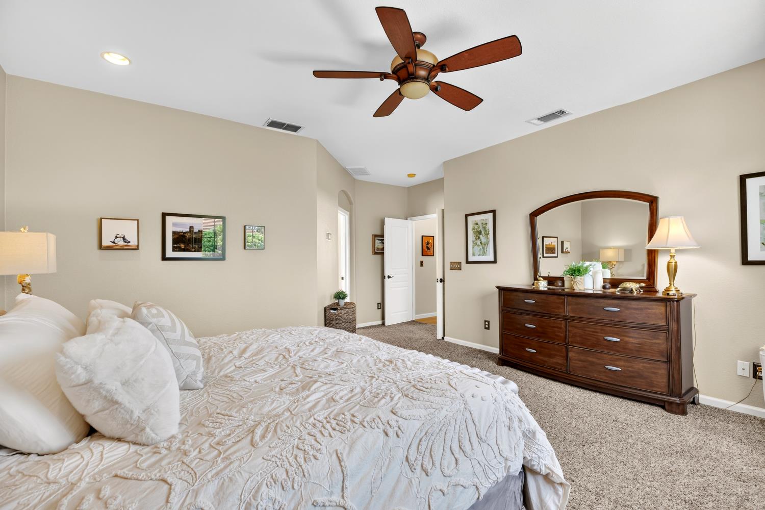 417 The Cove, Modesto, CA 95355