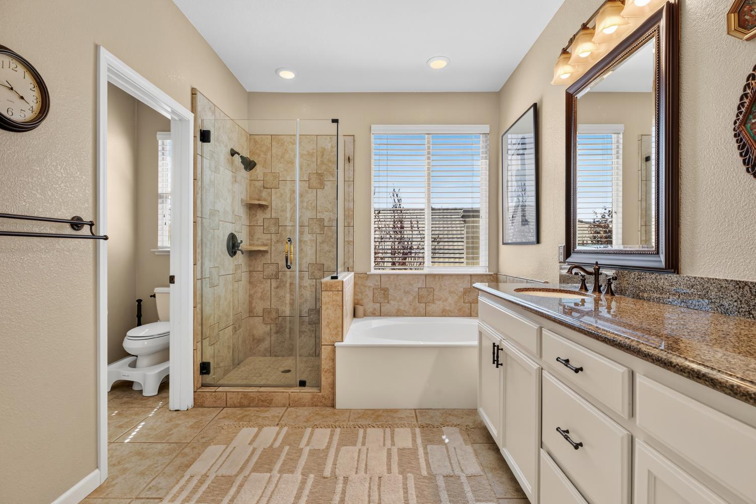 417 The Cove, Modesto, CA 95355