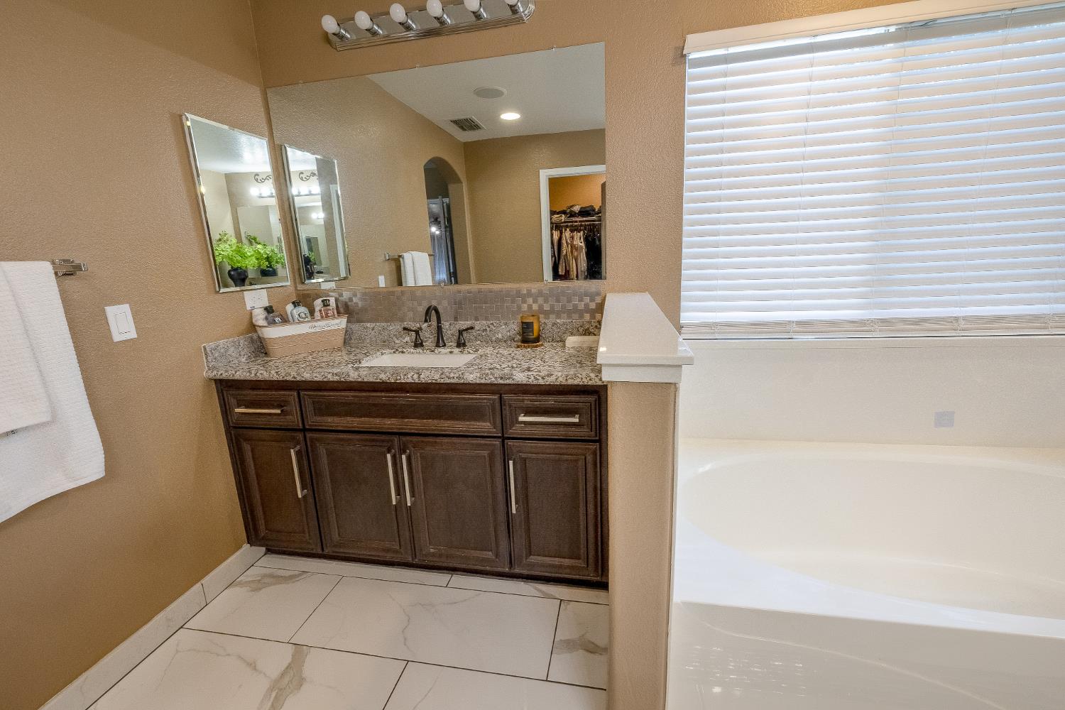1426 Nubian Street, Patterson, CA 95363