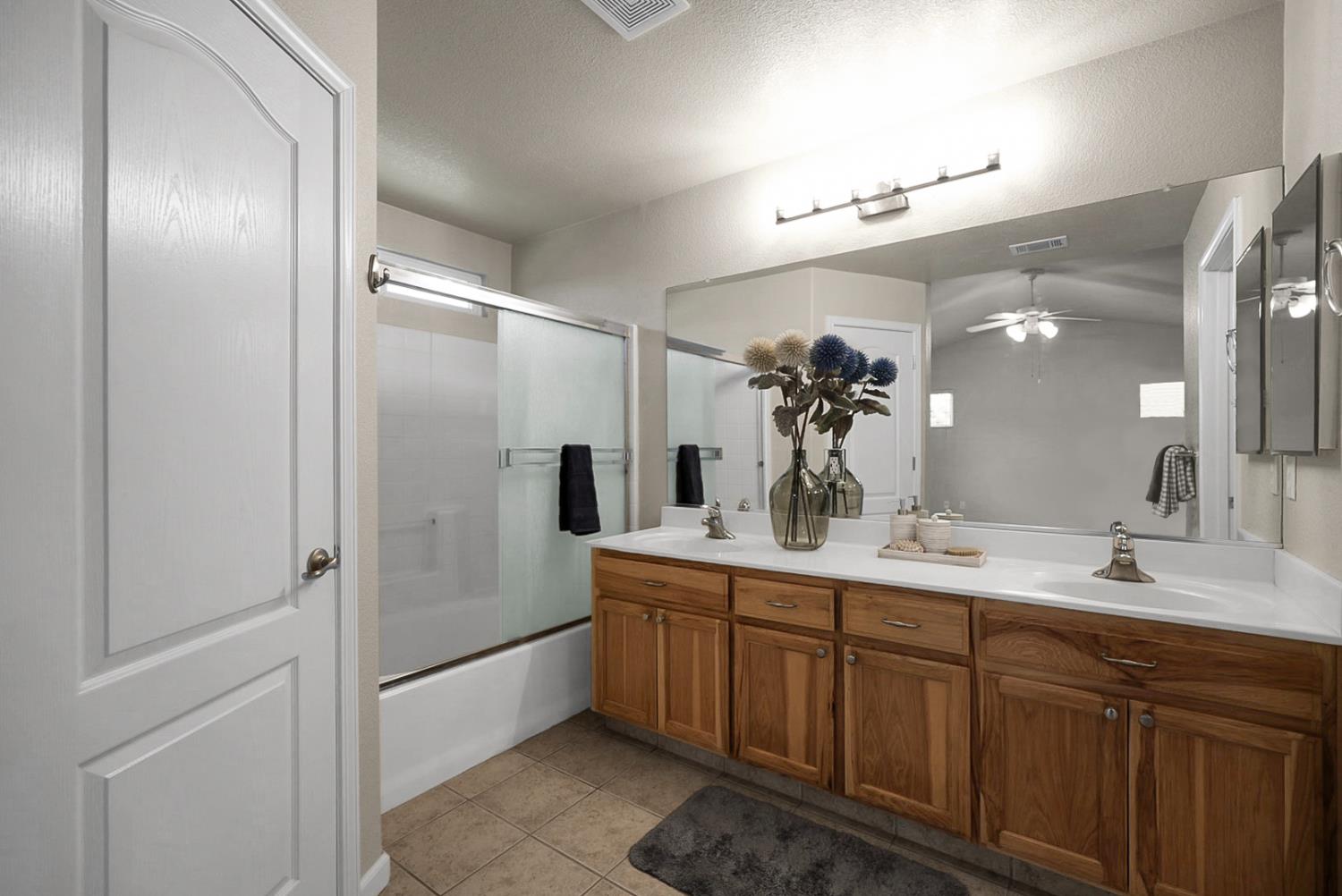 2620 Tiffany Way, Turlock, CA 95382