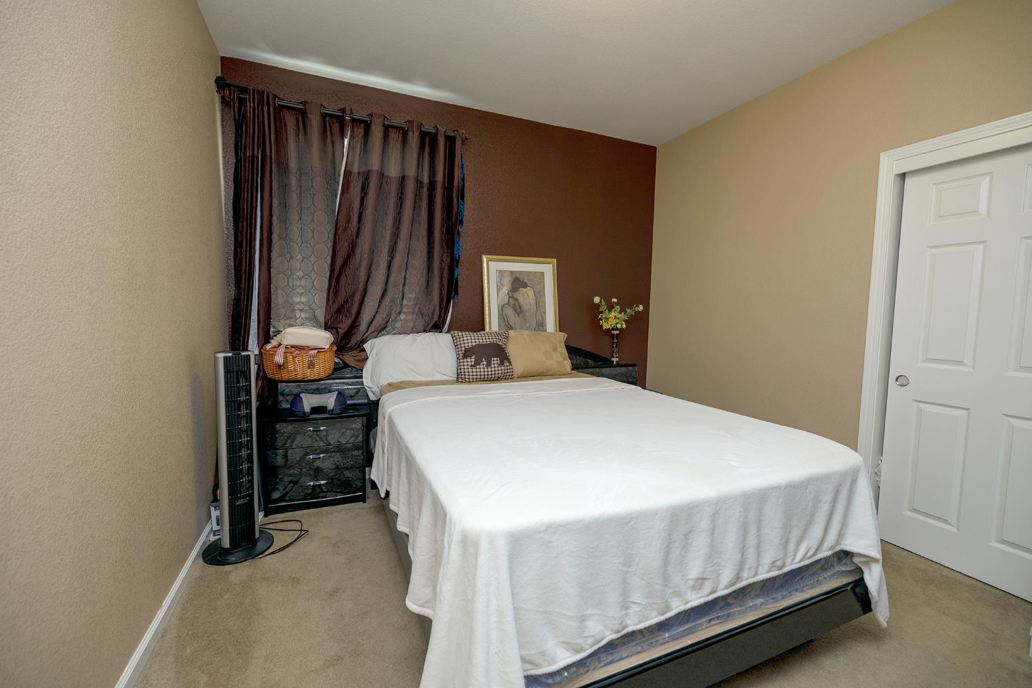 5656 Suttermill Drive, Riverbank, CA 95367