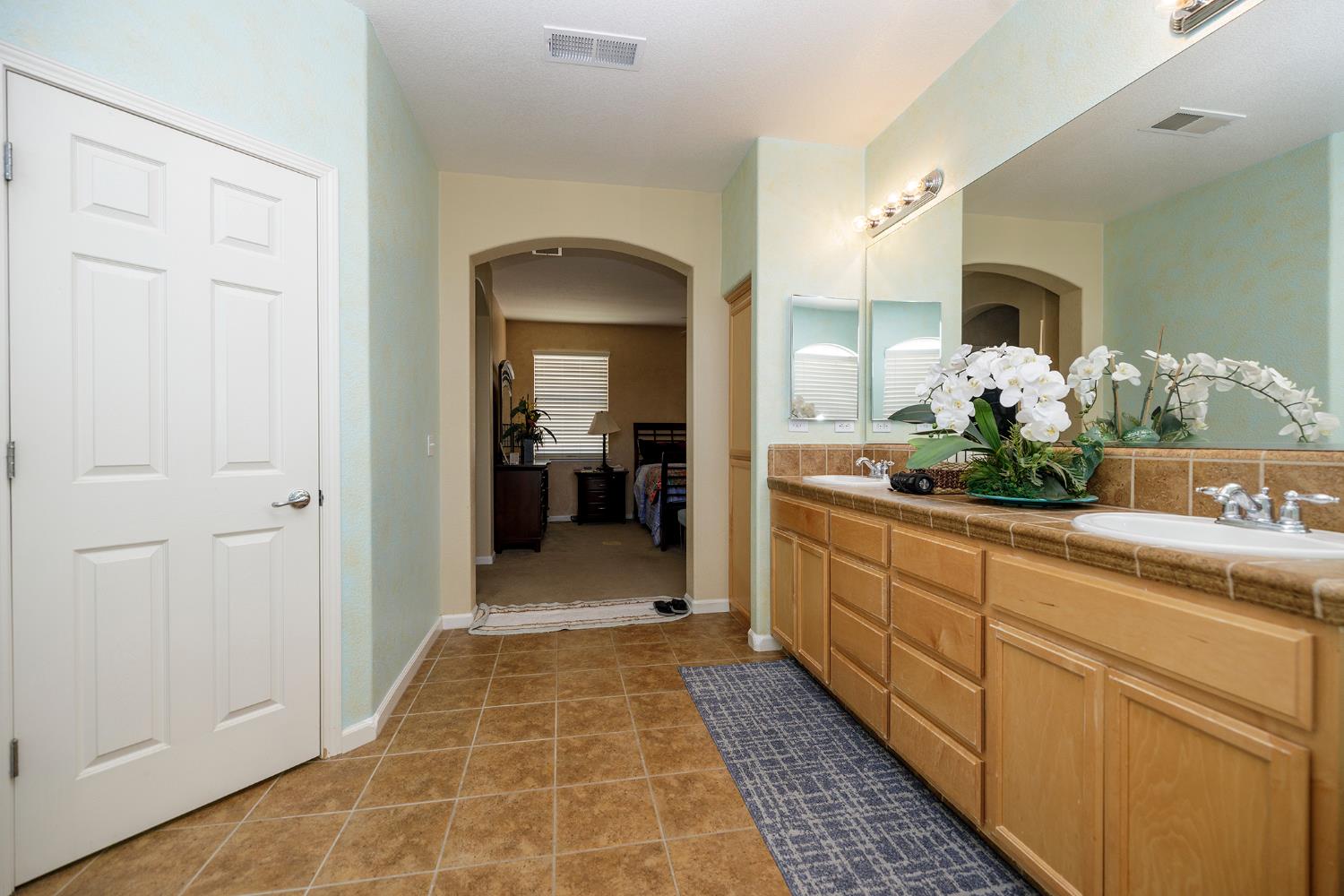 5656 Suttermill Drive, Riverbank, CA 95367