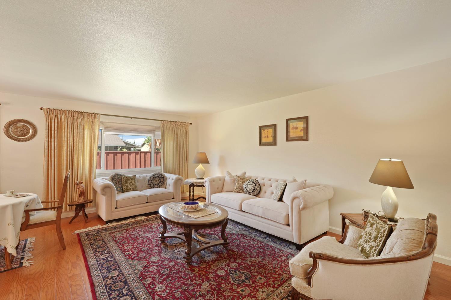 2709 Chapel Ct, Modesto, CA 95355