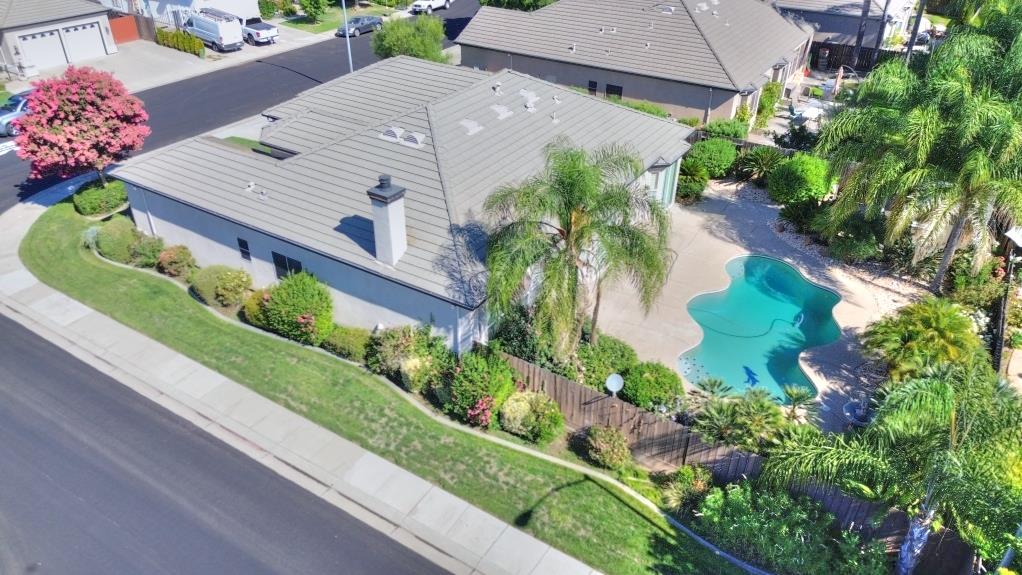 1048 Gladiola Pl, Manteca, CA 95336