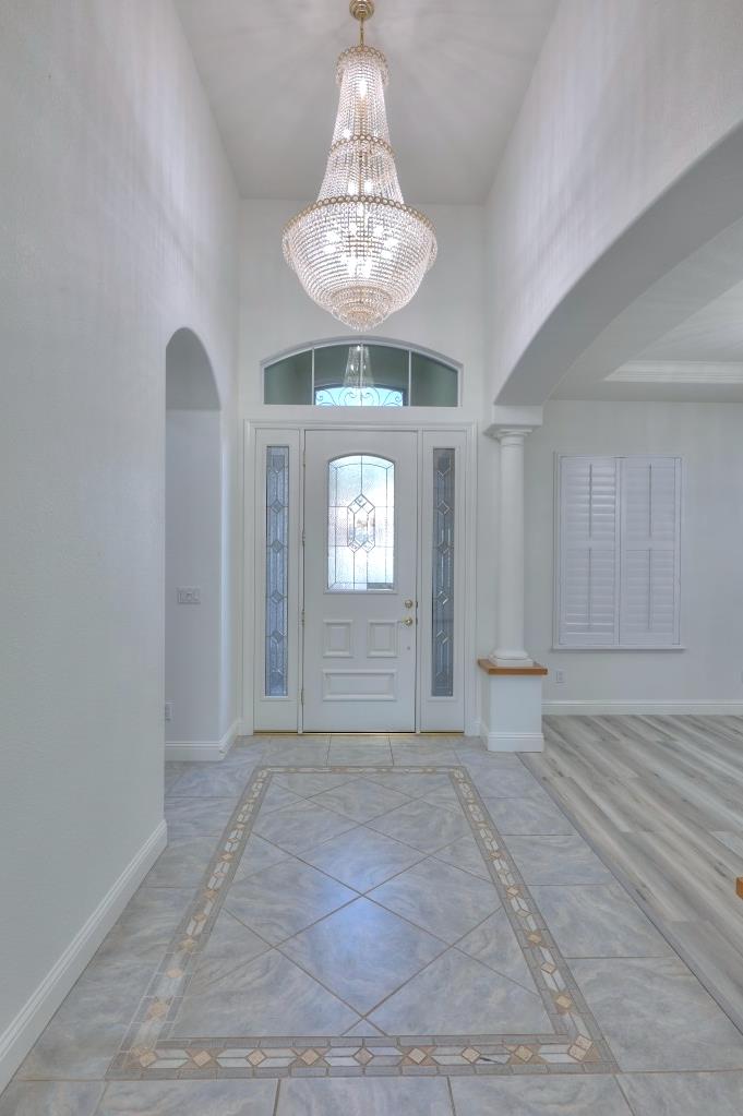 1048 Gladiola Pl, Manteca, CA 95336