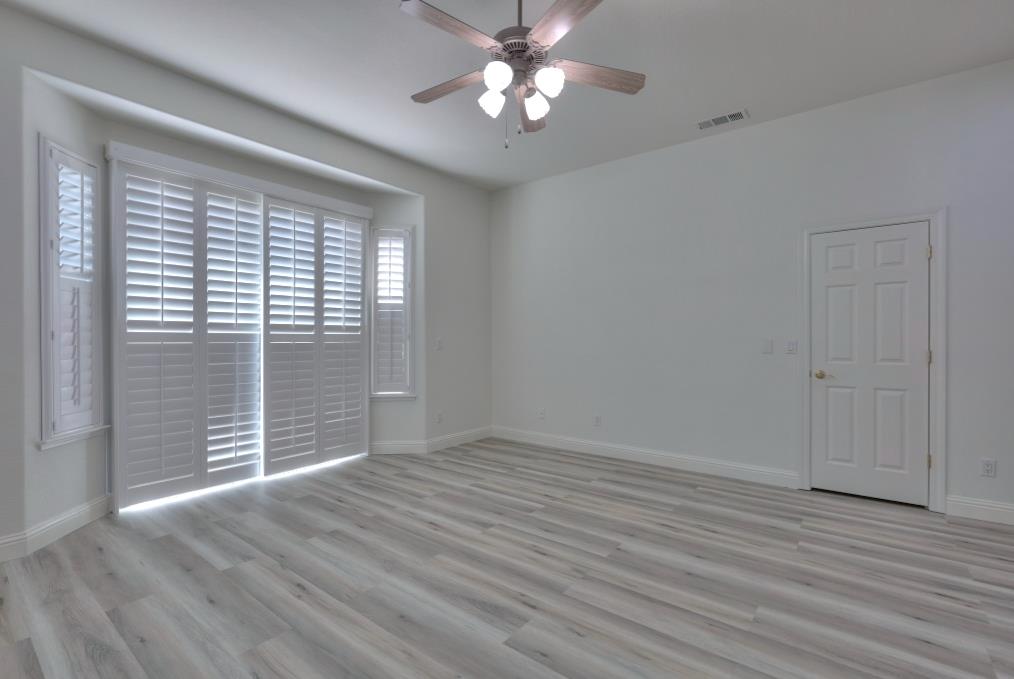 1048 Gladiola Pl, Manteca, CA 95336