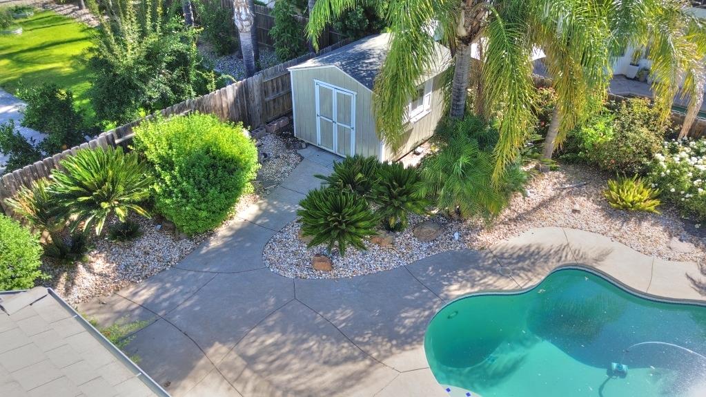 1048 Gladiola Pl, Manteca, CA 95336