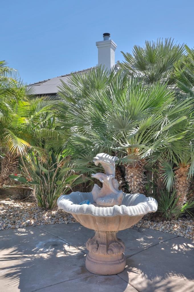 1048 Gladiola Pl, Manteca, CA 95336