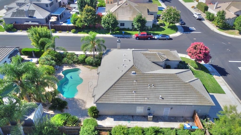 1048 Gladiola Pl, Manteca, CA 95336