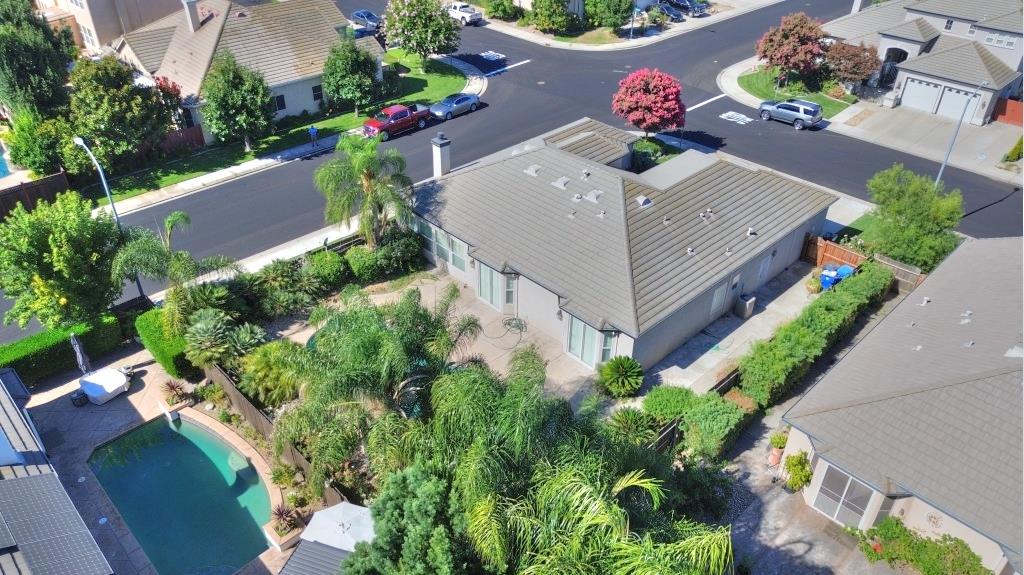 1048 Gladiola Pl, Manteca, CA 95336