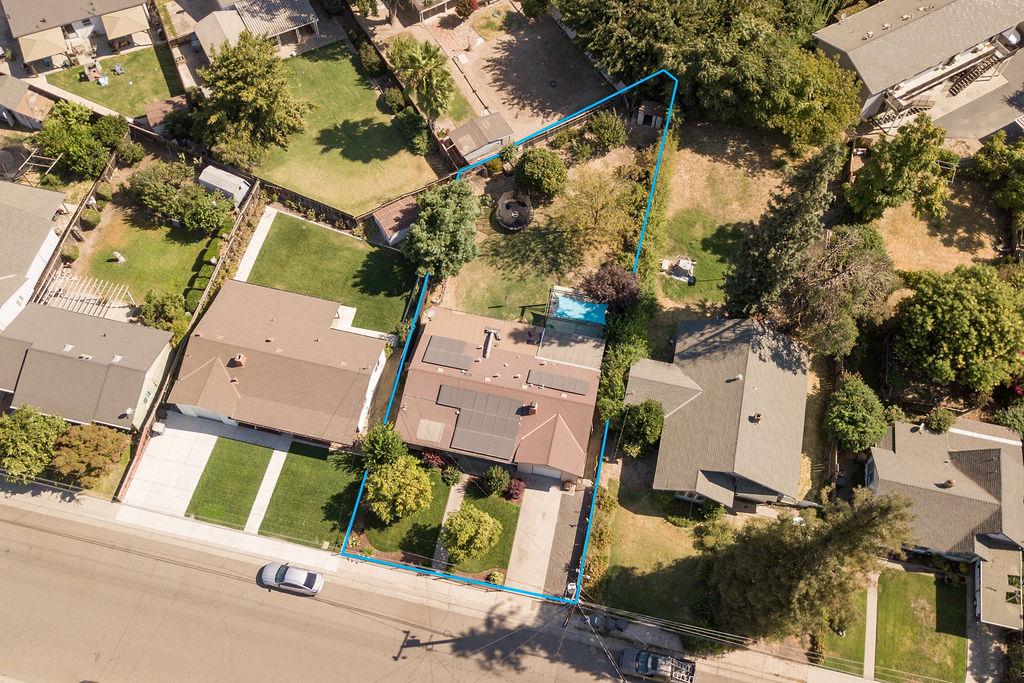 2034 Coley Ave, Escalon, CA 95320