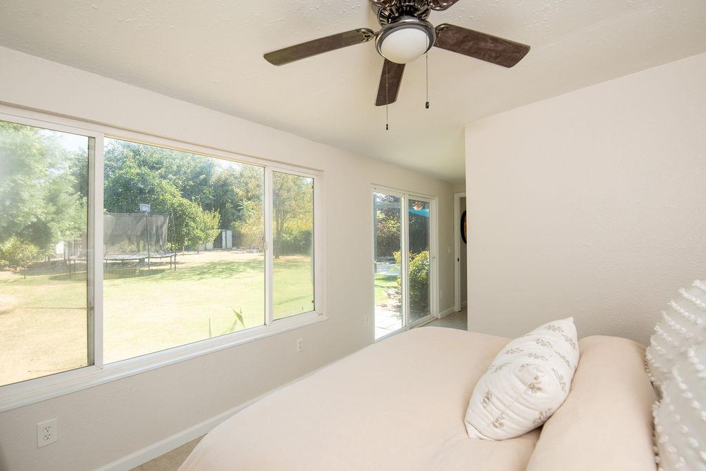 2034 Coley Ave, Escalon, CA 95320
