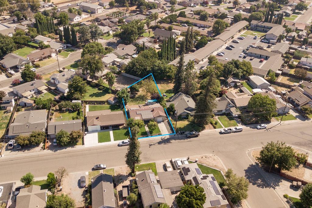 2034 Coley Ave, Escalon, CA 95320