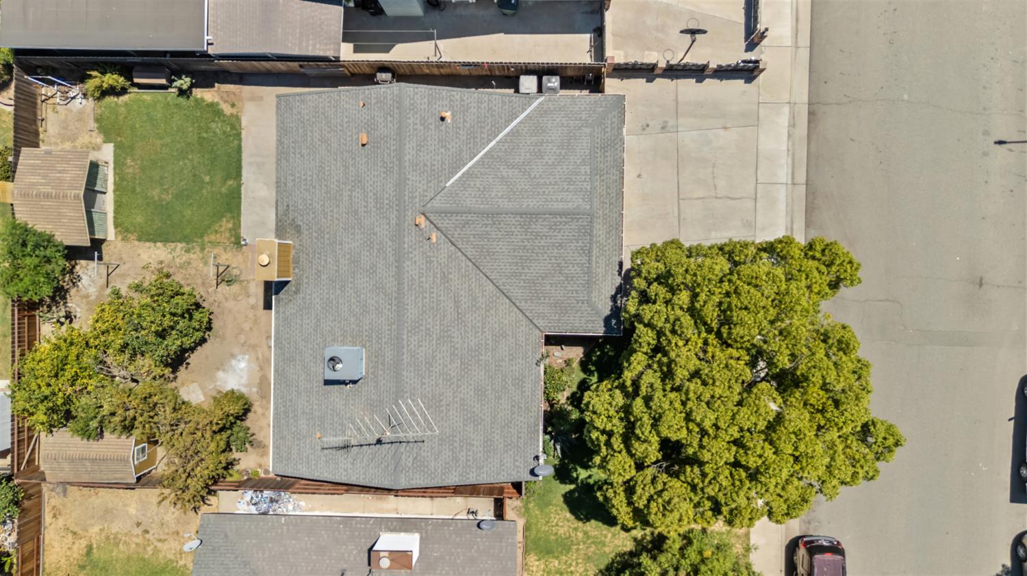 1044 Fruitbasket Ln, Livingston, CA 95334