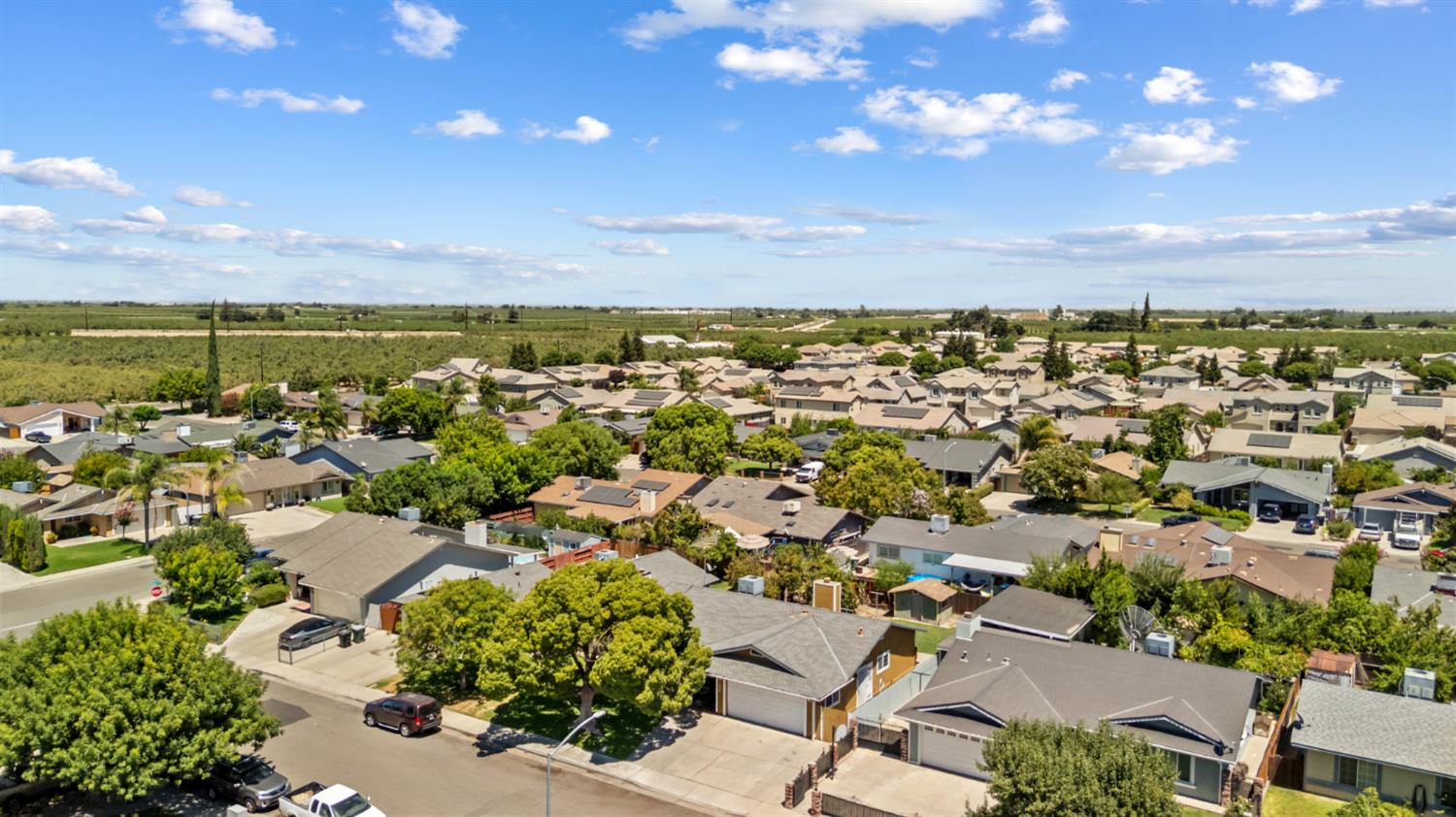 1044 Fruitbasket Ln, Livingston, CA 95334