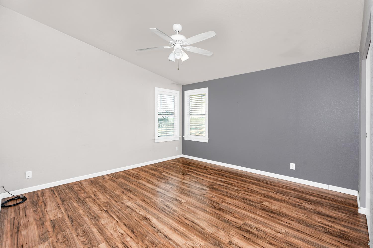 17568 Clement Ave, Dos Palos, CA 93620
