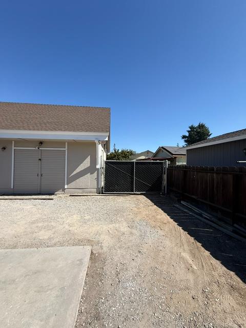 1234 Stanislaus St, Escalon, CA 95320